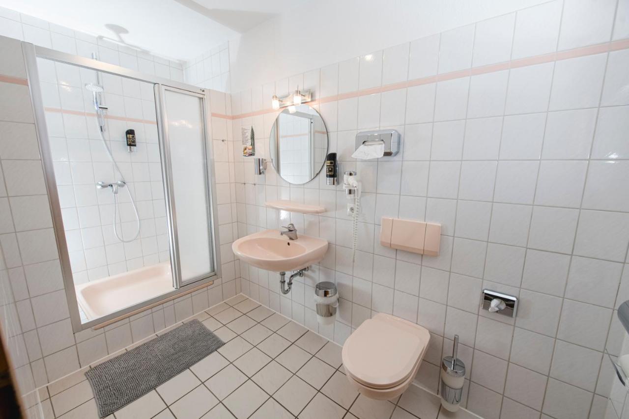 Zum Alten Faehrhaus - Bed & Breakfast Wrohm 外观 照片